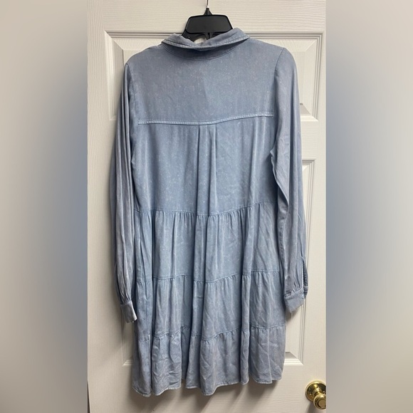 NWOT JODIFL Chambray Tiered/Ruffle Button Down Long Sleeved Dress Size Large - Picture 5 of 5